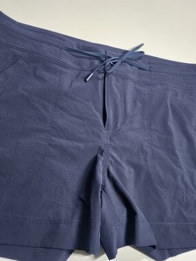 Athleta Shorts Womens 16 Navy Drawstring Zip Fly Casual Active